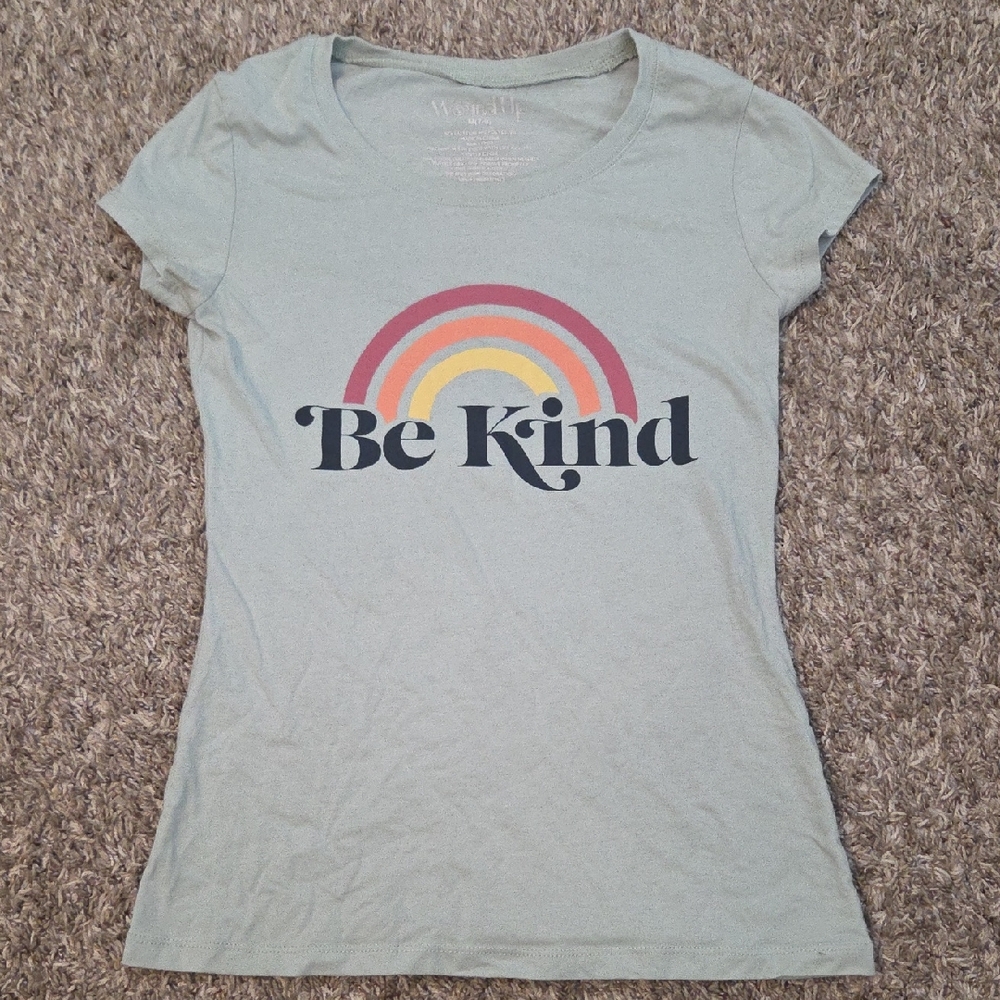 Wound Up Light Gray Tee